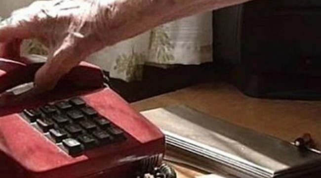 Баба даде над 20 000 лева на телефонни измамници