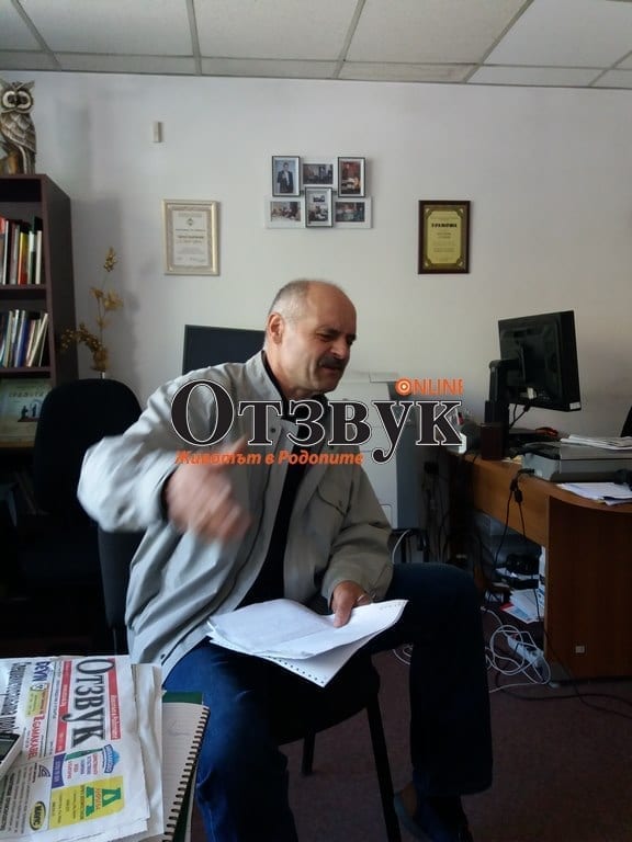 Общински служител на съд, скачал на полицаи