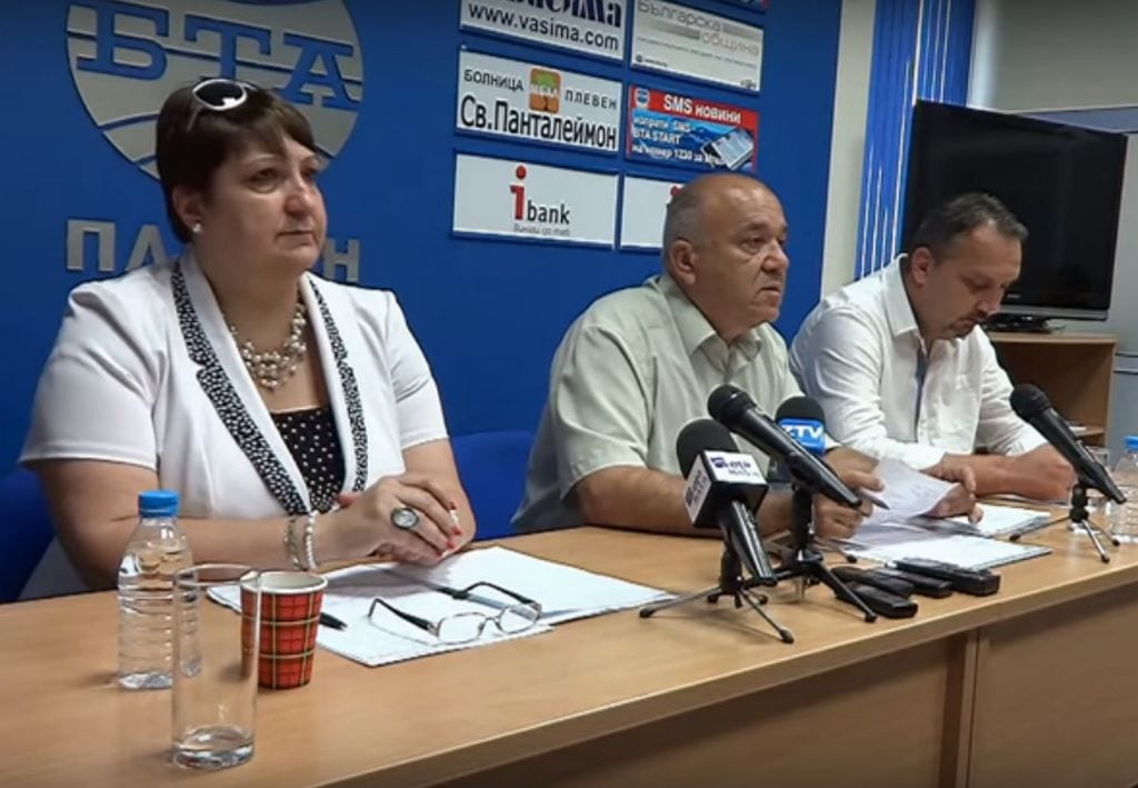 Кмет определи побой над журналист за „фалшива новина“