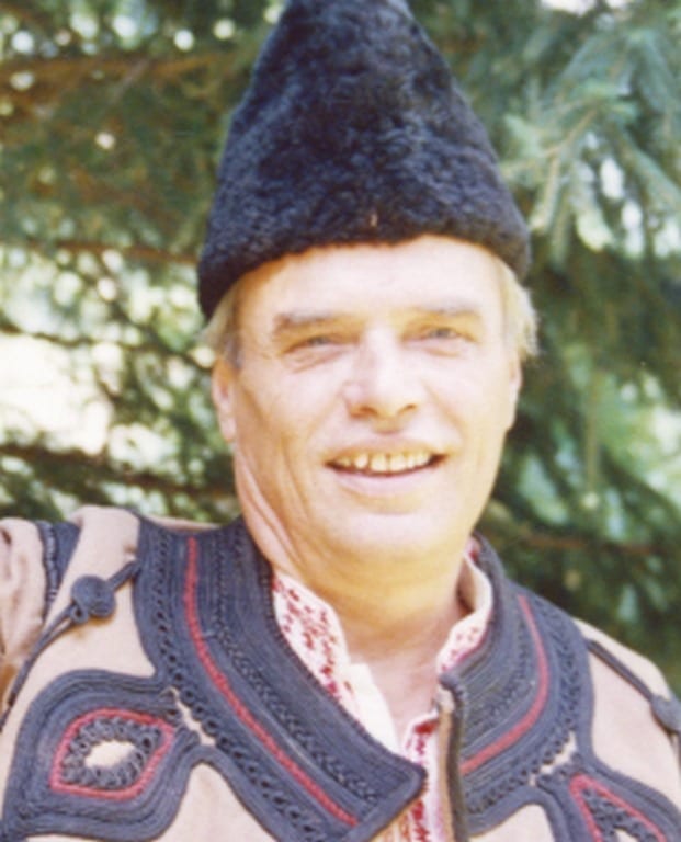otzvuk-utre-se-proshtav-01