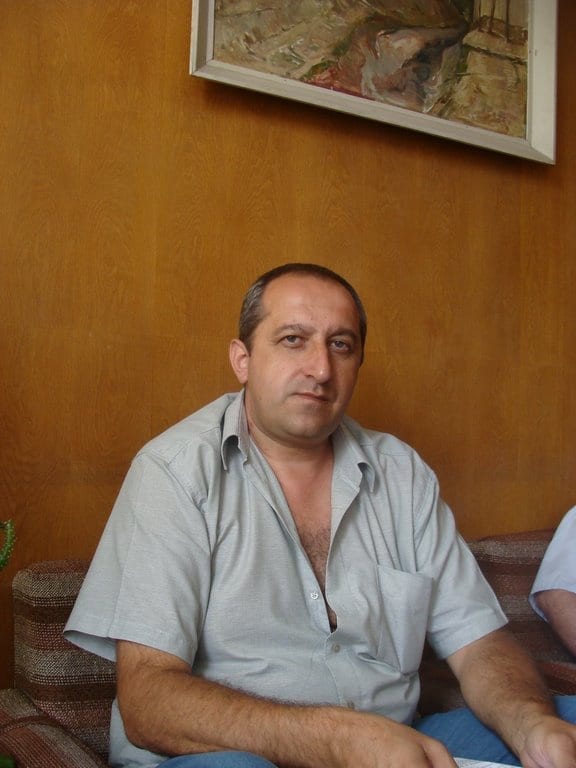 otzvuk-vas-potvardi-nez-01