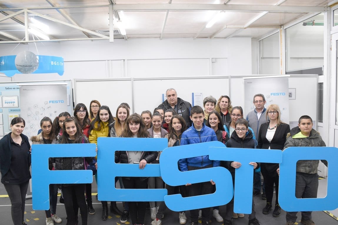 Светът на Festo се откри пред смолянските ученици